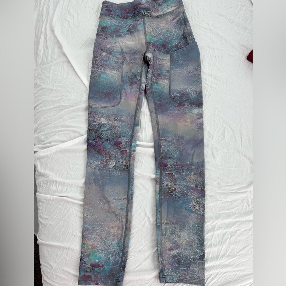 NWT Lululemon LAB Nulu Yoga Tight 25” *Graphic/ SASE  Size: 2